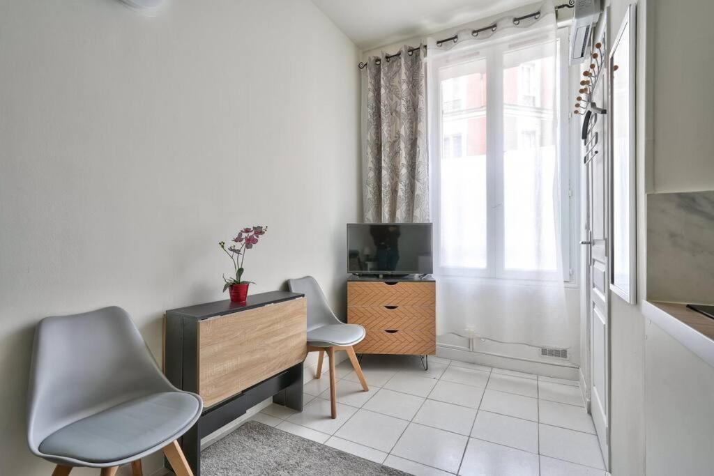 Magnificent Studio Near Paris Clichy Exterior photo