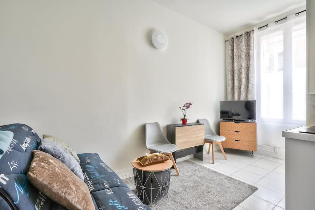 Magnificent Studio Near Paris Clichy Exterior photo